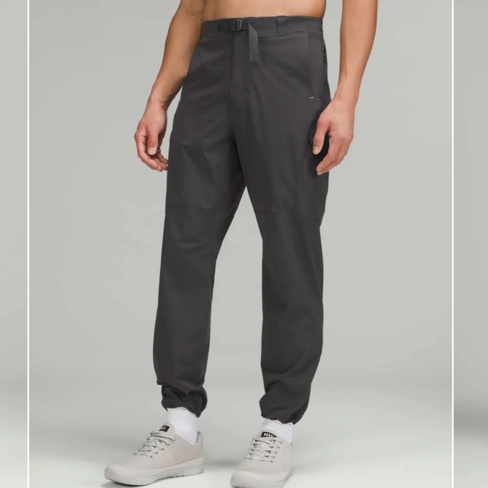 Lululemon Outdoor Training Pants Size 33